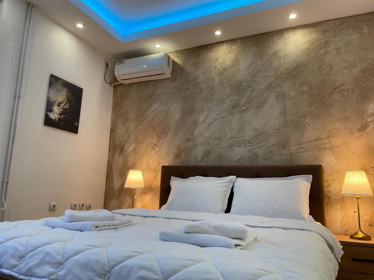 Bora Apartmani - Free Parking - City Center 弗拉涅 外观 照片