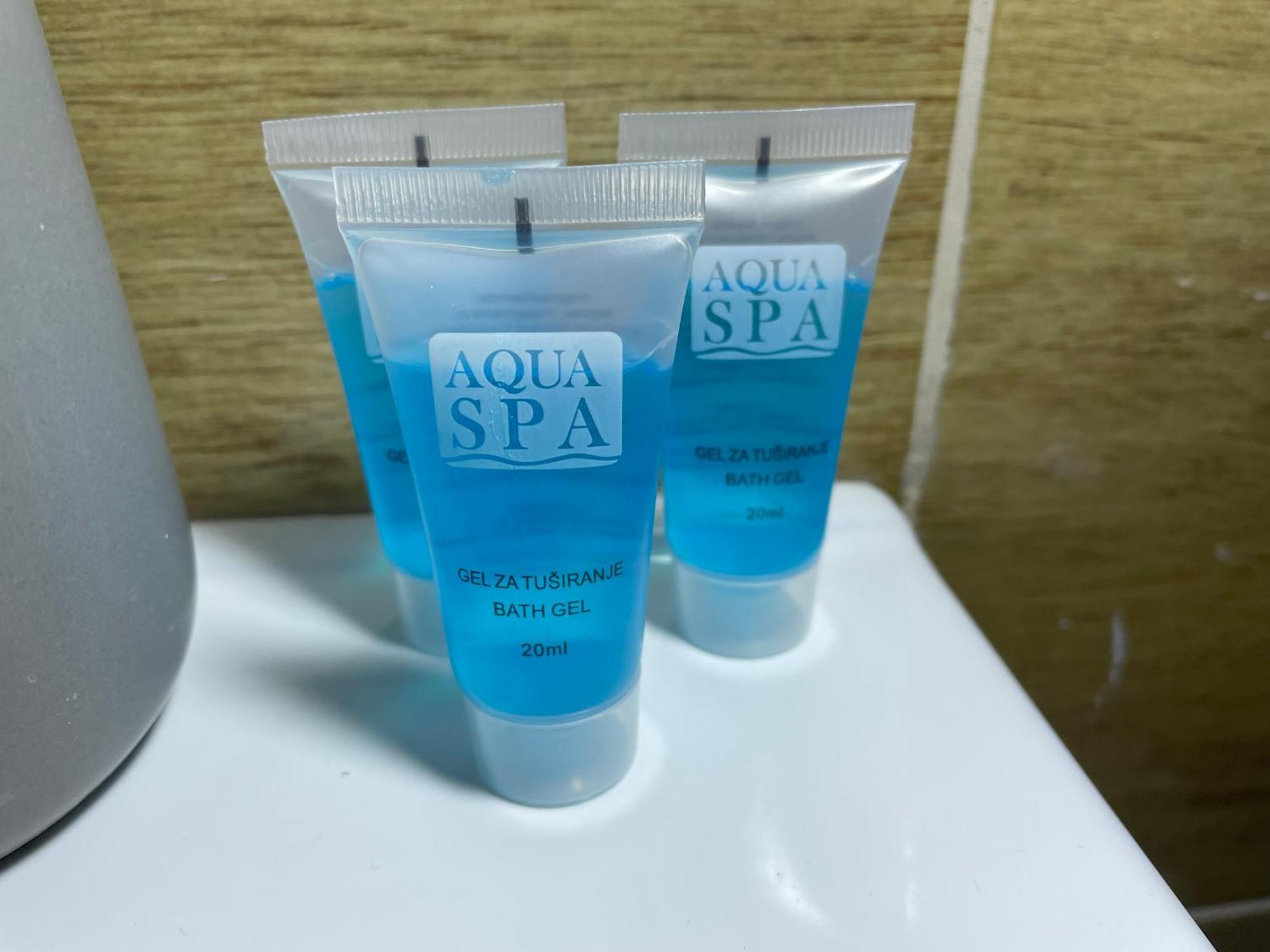 Bora Apartmani - Free Parking - City Center 弗拉涅 外观 照片