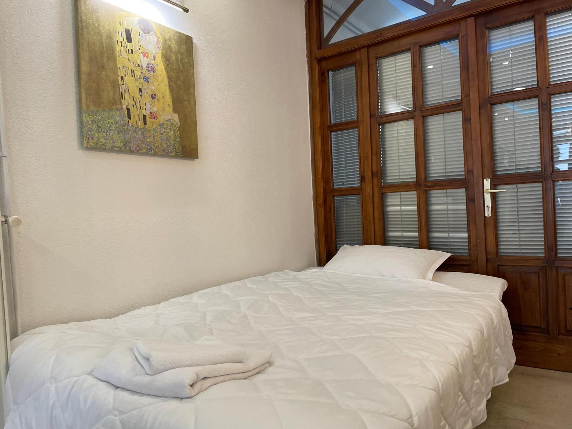 Bora Apartmani - Free Parking - City Center 弗拉涅 外观 照片