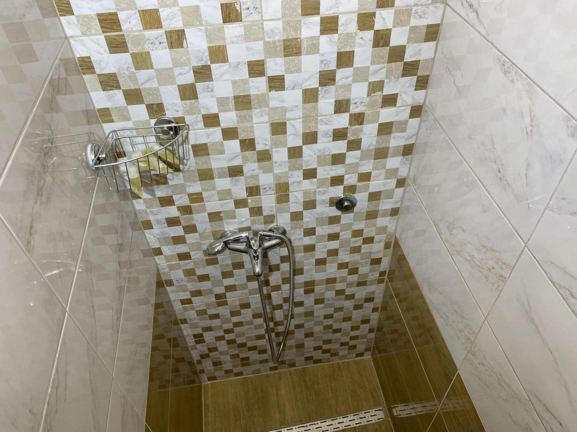 Bora Apartmani - Free Parking - City Center 弗拉涅 外观 照片